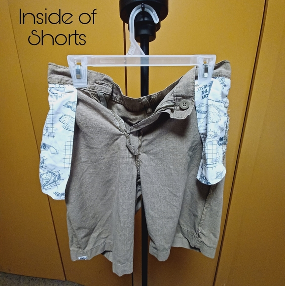 Vans Original "OFF THE WALL" Shorts - Picture 9 of 13